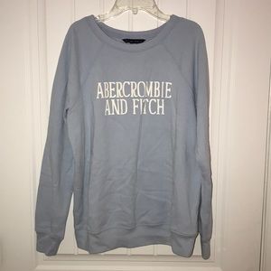 Light blue sweatshirt without hood